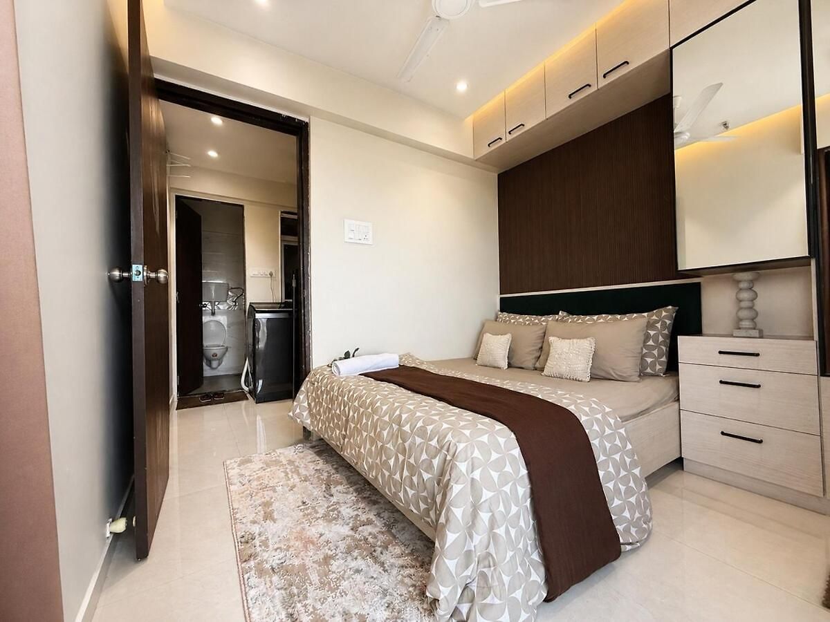 Beachfront Bliss - The Sandy Sea View * Mumbai