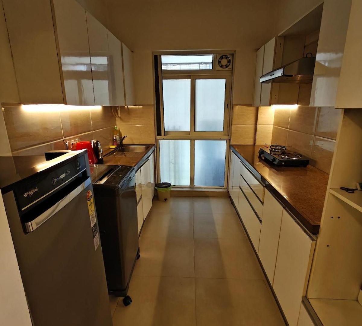 The Crest Bkc