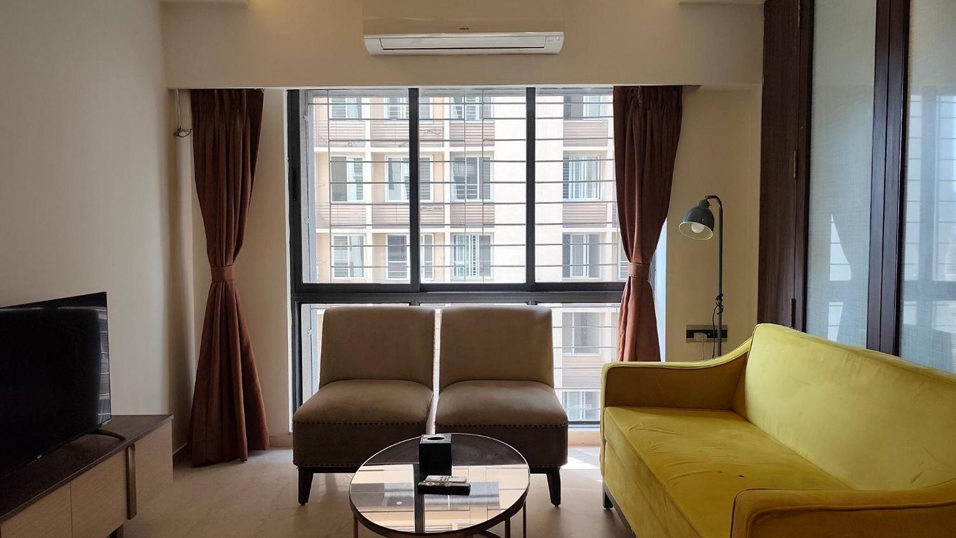 Apartment Stylish W Wi-fi Kitchen Parking Mumbai