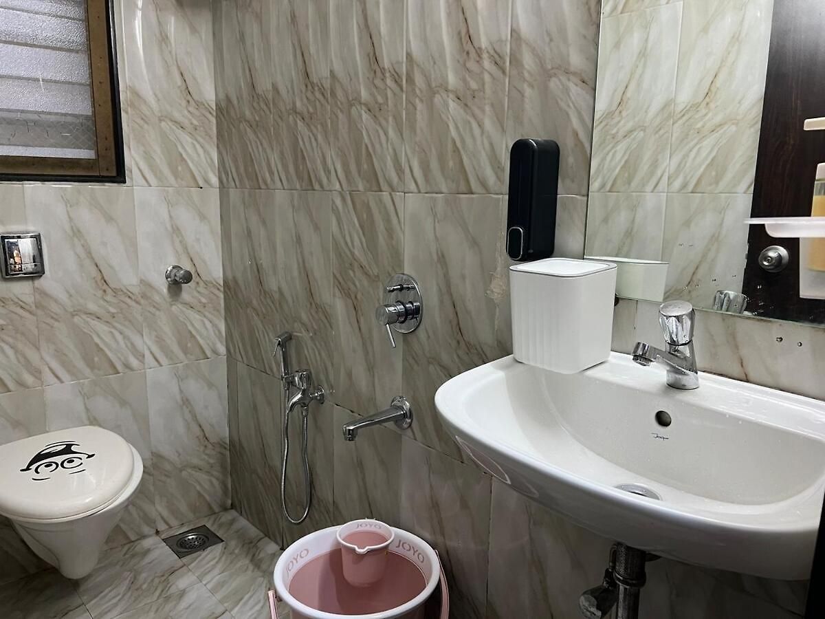 Luxury 2bhk , 5 Min To Bkc , Fast Wifi Apartment *
