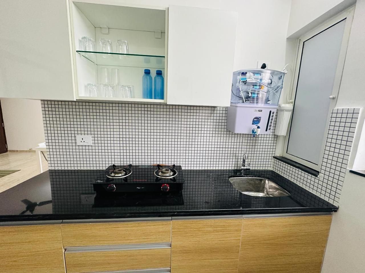2bhk Service In Malad By Florastays Mumbai