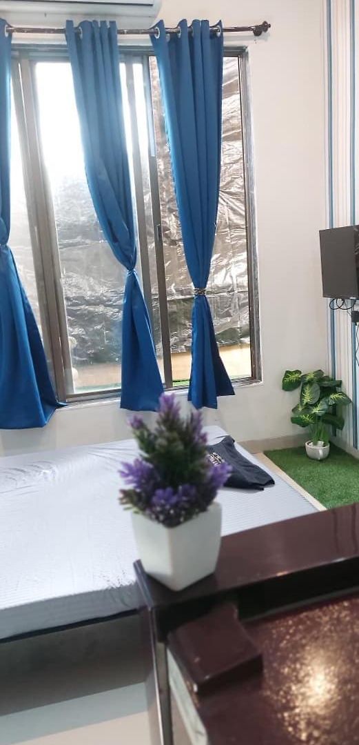 Apartment Iss 506 Private With Balcony Andheri West *