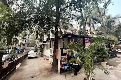 Spacious 1 Bed 2 Bath Bandra Balcony Wifi * Mumbai