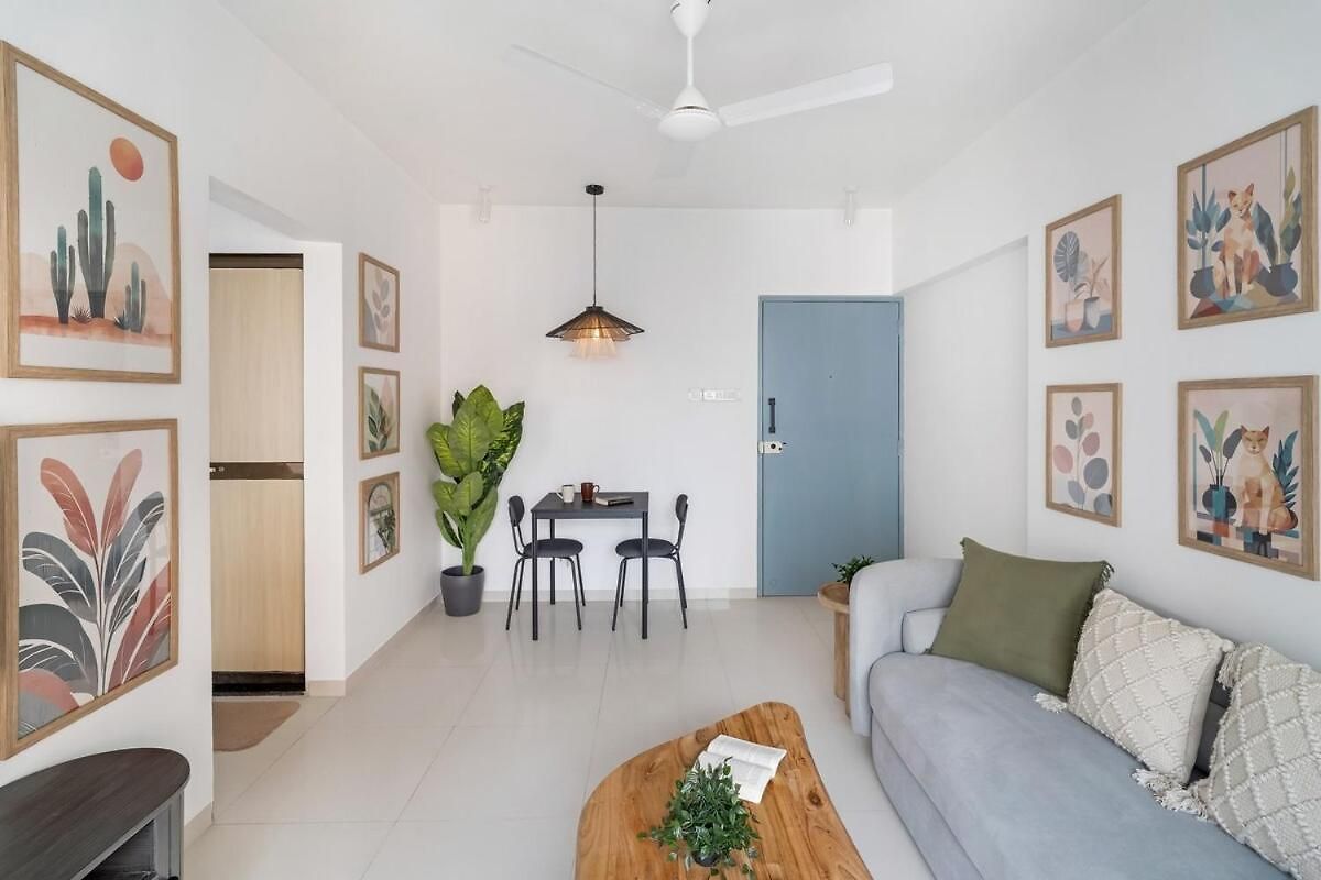 Evara 1bhk In Khar W By Square One Apartment *