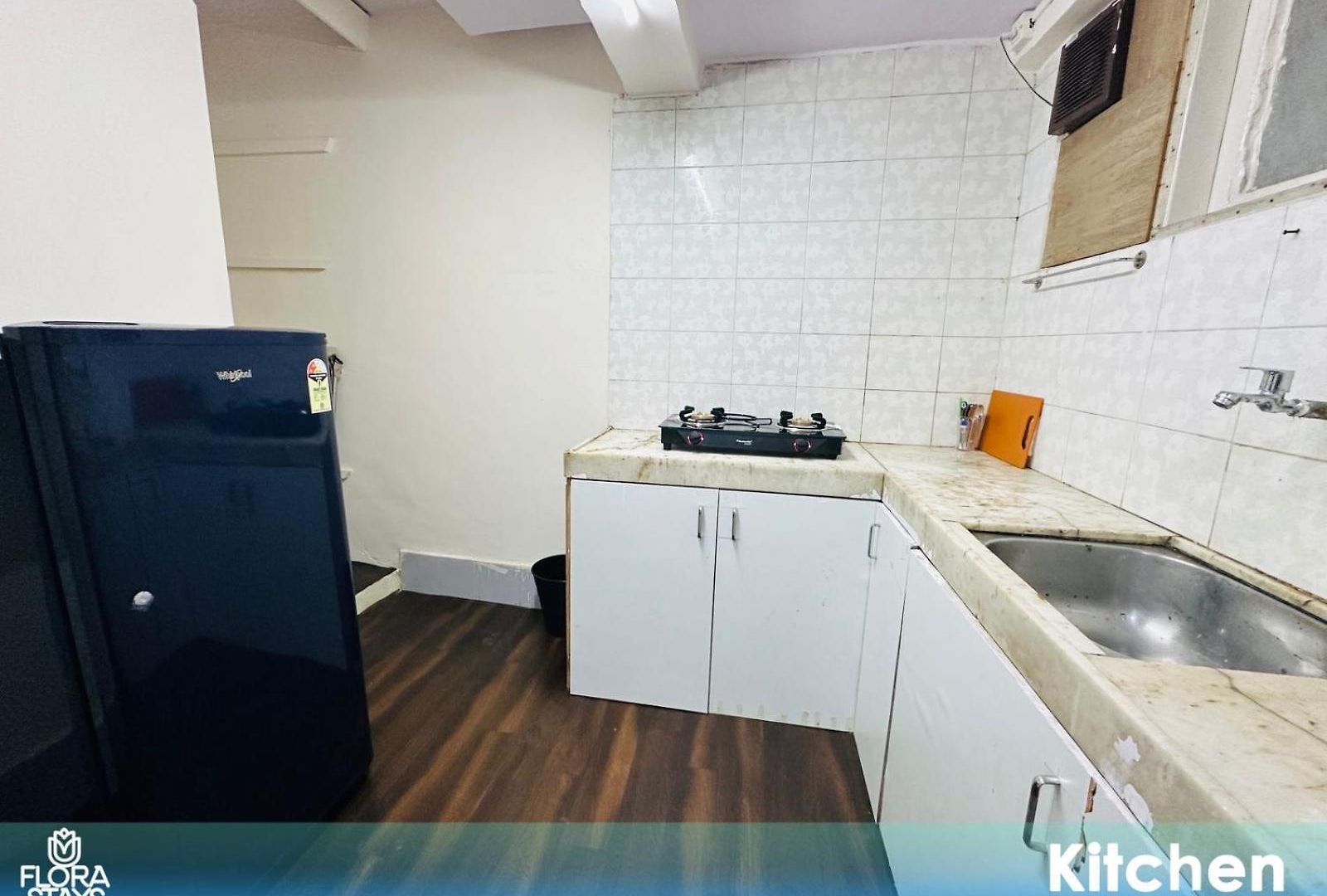 1 Bedroom Service In Shivaji Park By Florastays Apartment