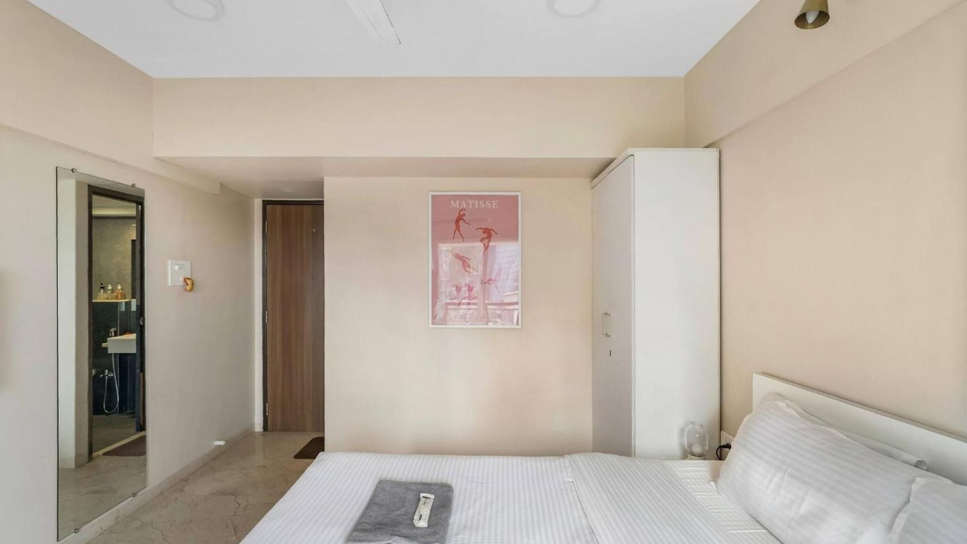 Tao A Cozy Private In Shared 3bhk Apartment