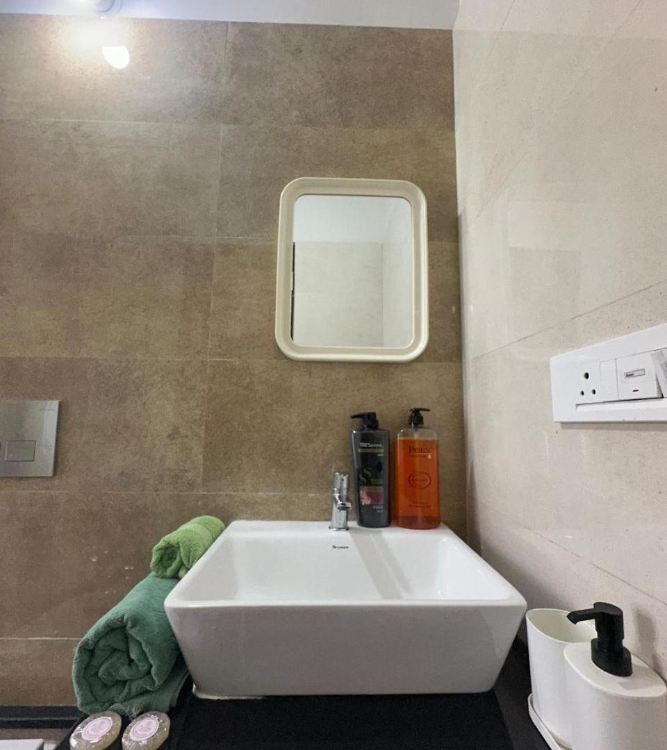 2bhk Service In Malad By Florastays * Mumbai
