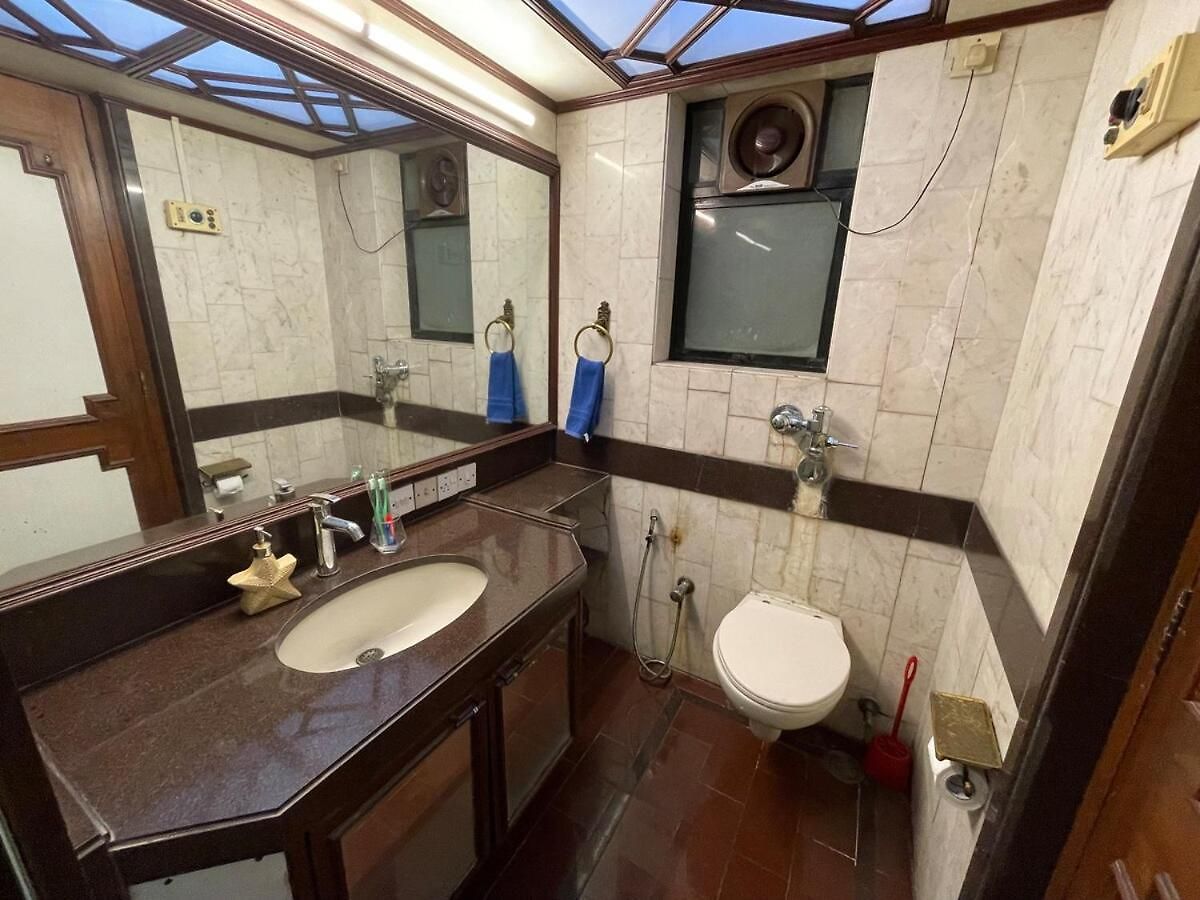 Bachis Nest 2bhk Penthouse With Private Terrace Dadar *