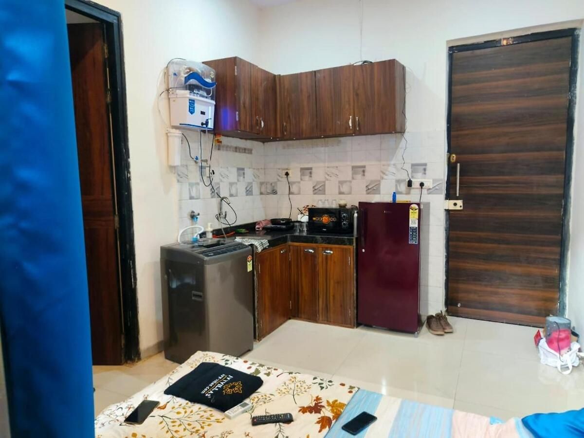 Iss 506 Private With Balcony Andheri West Apartment Mumbai