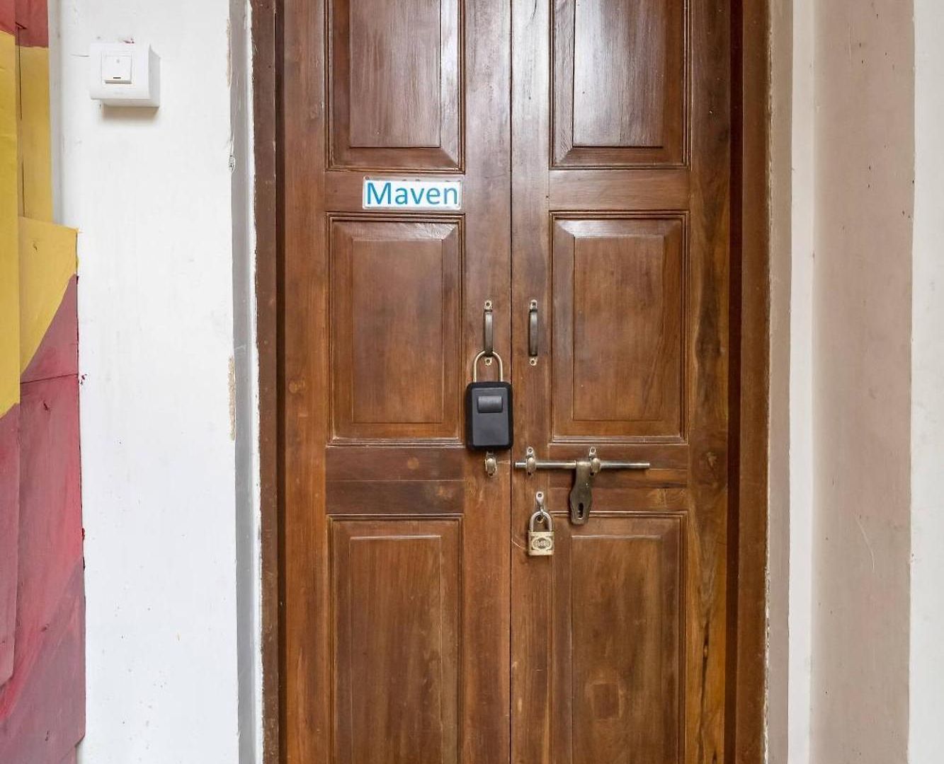 Maven Cozy Khar West 1bhk Near Bandra Mumbai