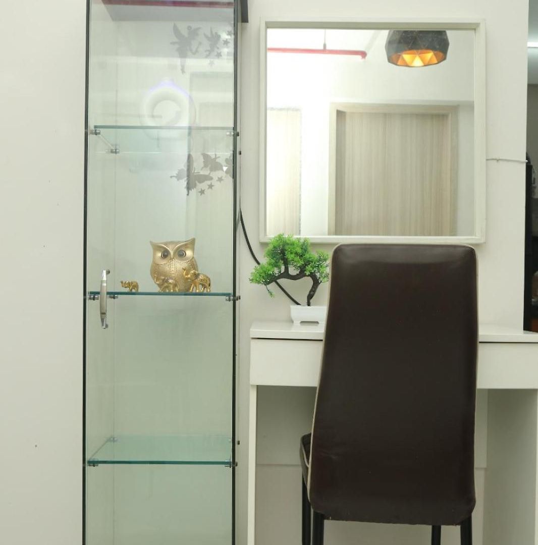 Ivy Downtown - 1 Bhk - Near Nesco And Sv Road * Mumbai