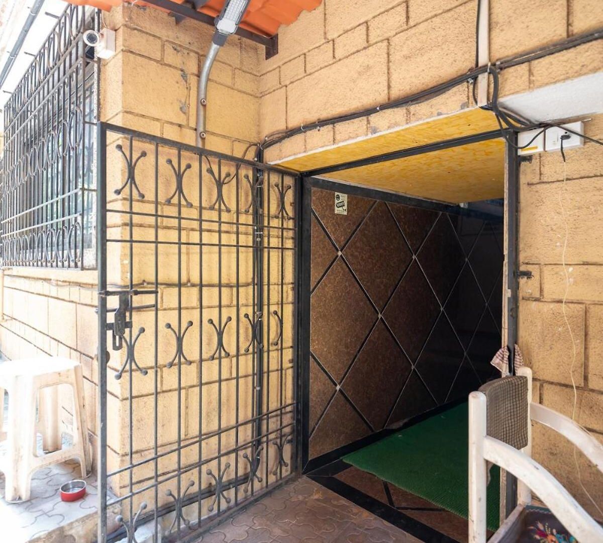 Nino 1bhk In Bandra W By Square One *