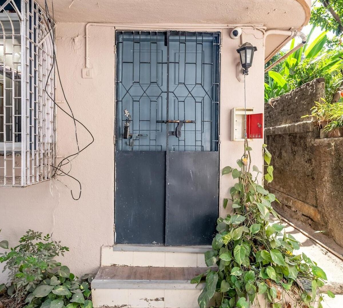 Apartment Tori 1bhk In Bandra W By Square One *