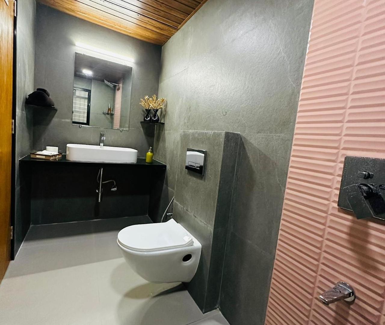 Apartment Stayluxe & Near Bkc, Chembur Mumbai