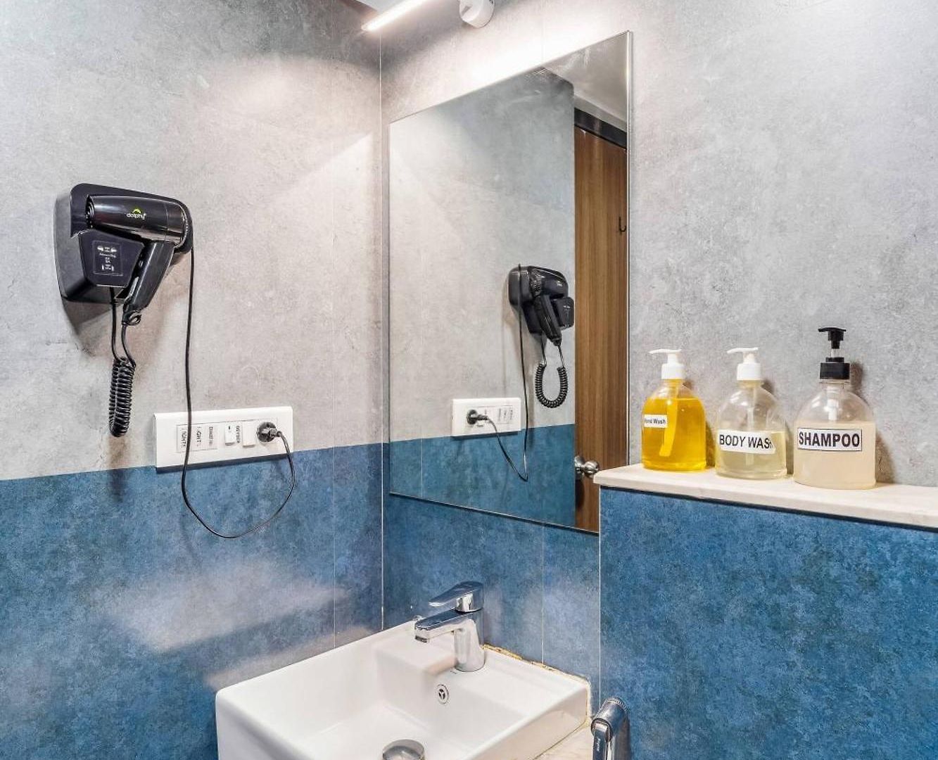 Apartment Tao A Cozy Private In Shared 3bhk Mumbai