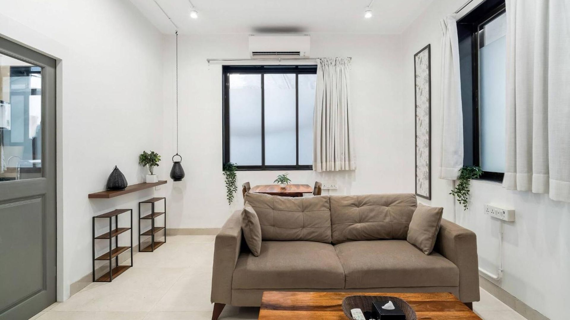 Earthy: Large 1 Bhk In Gated Society Apartment