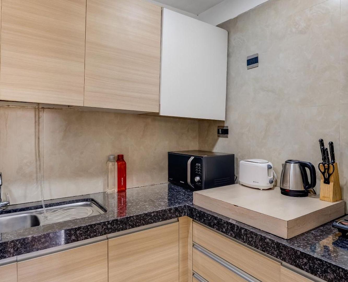 Brio Near Bkc Pool Wi-fi Kitchen Apartment Mumbai