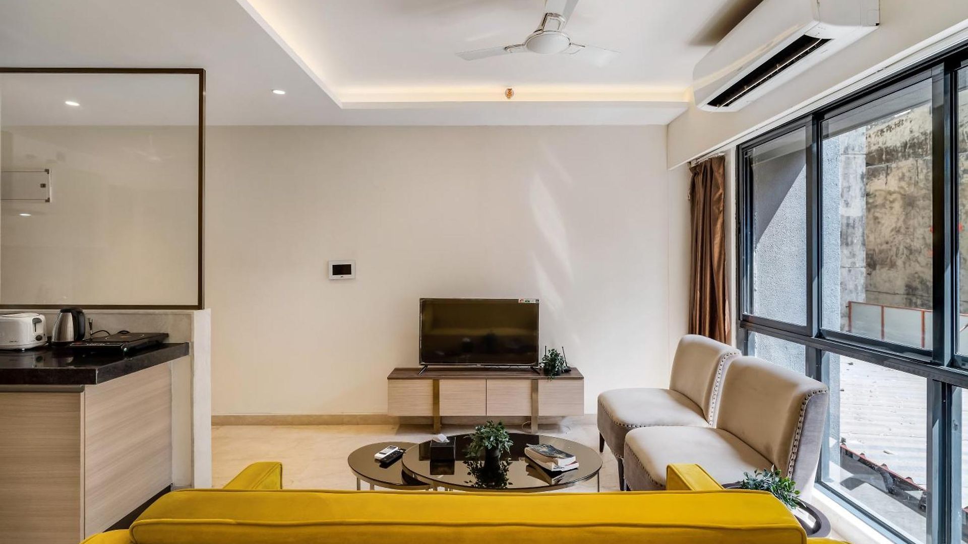 Apartment Capri Modern In Secure Bkc Complex W Wi-fi