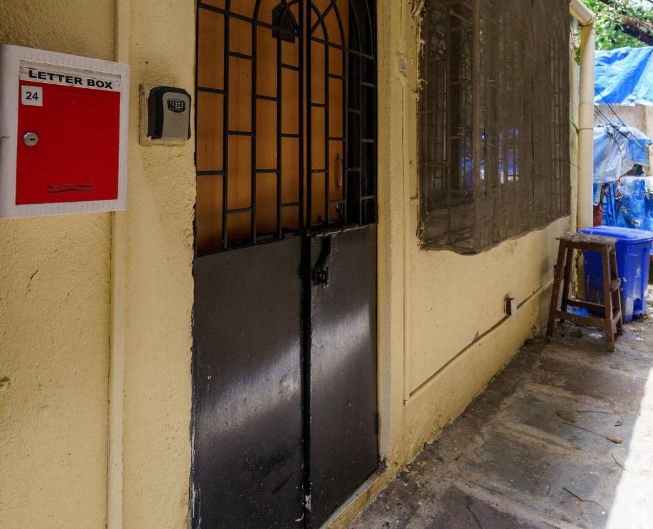 Calisto 2bhk Khar W Apartment
