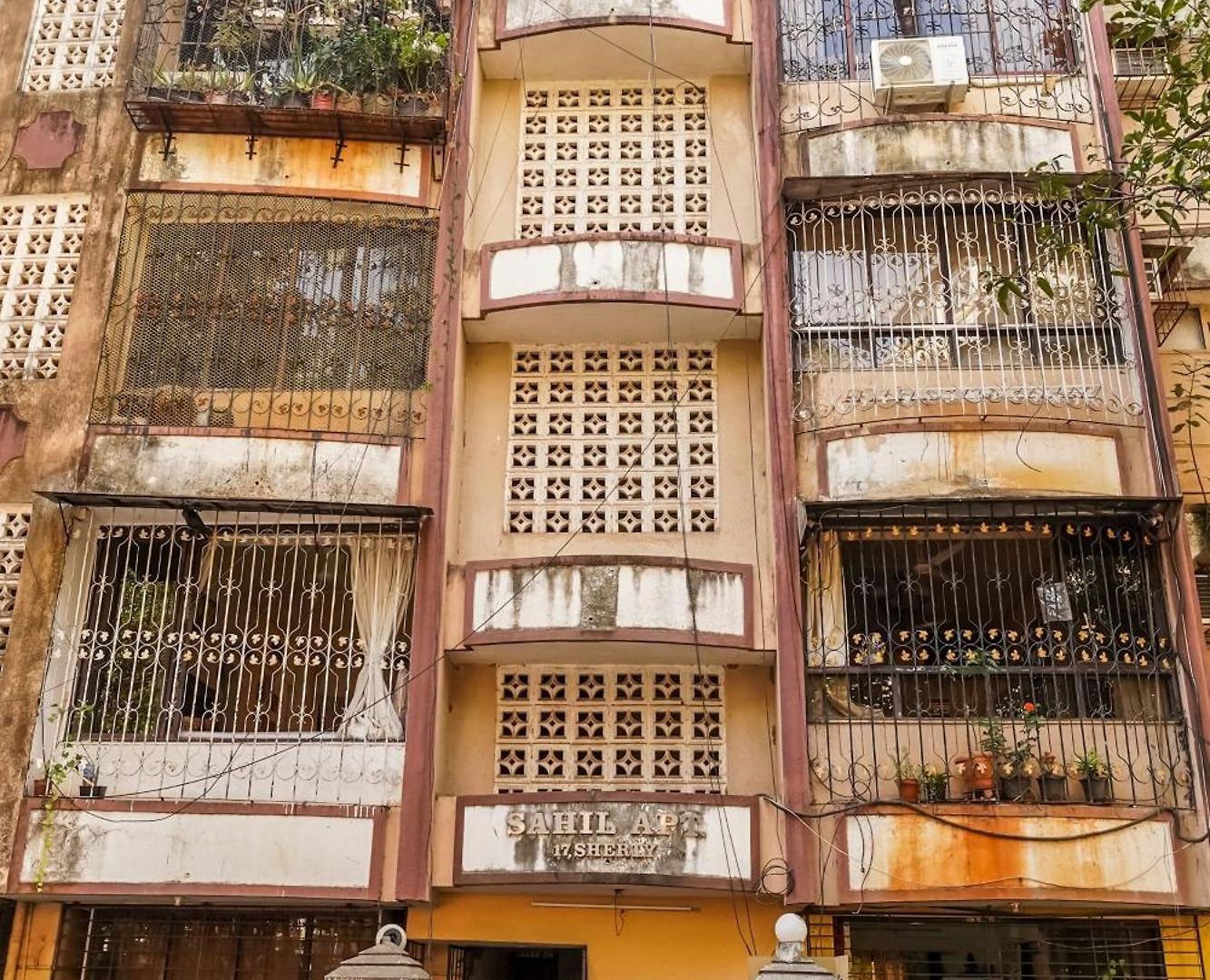 Bohemian 1bhk In Bandra W By Square One *