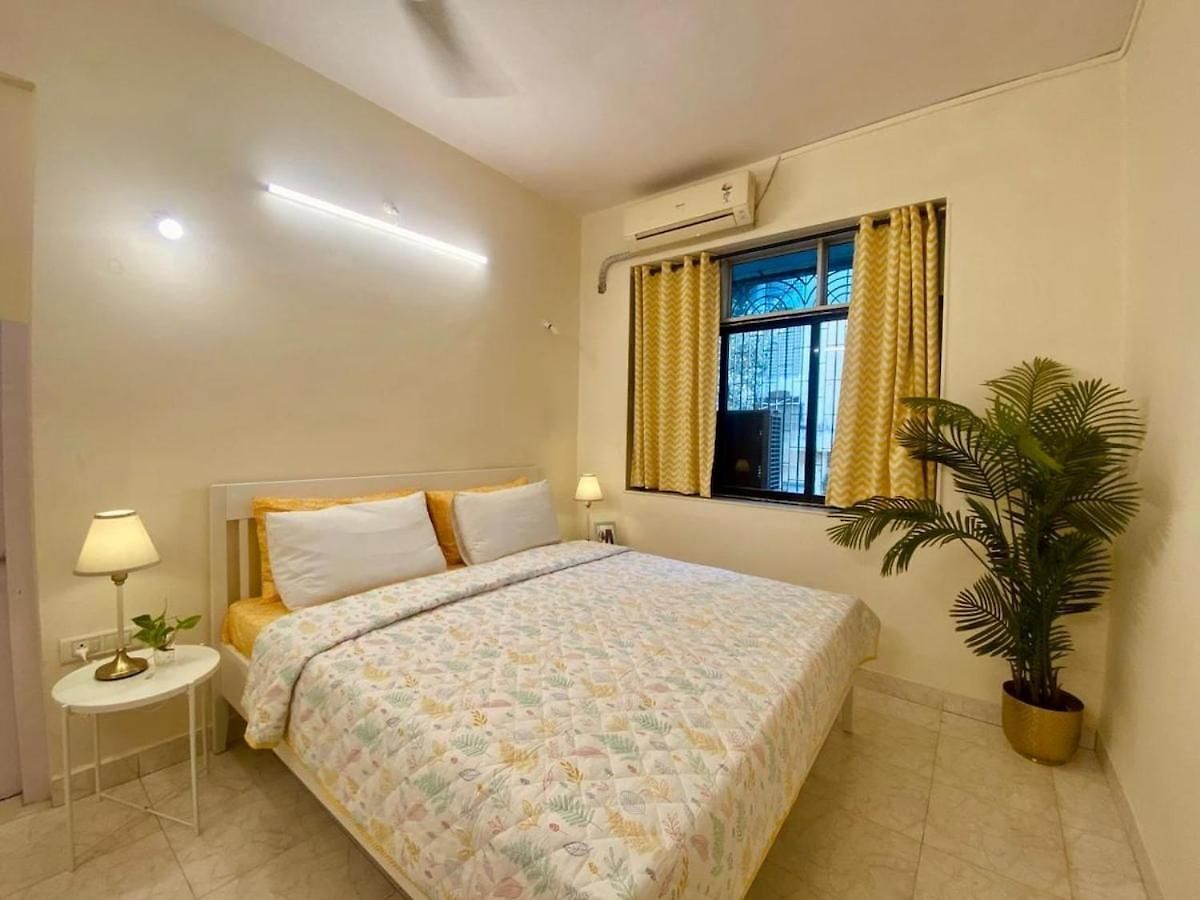 Apartment Spacious 1 Bed 2 Bath Bandra Balcony Wifi