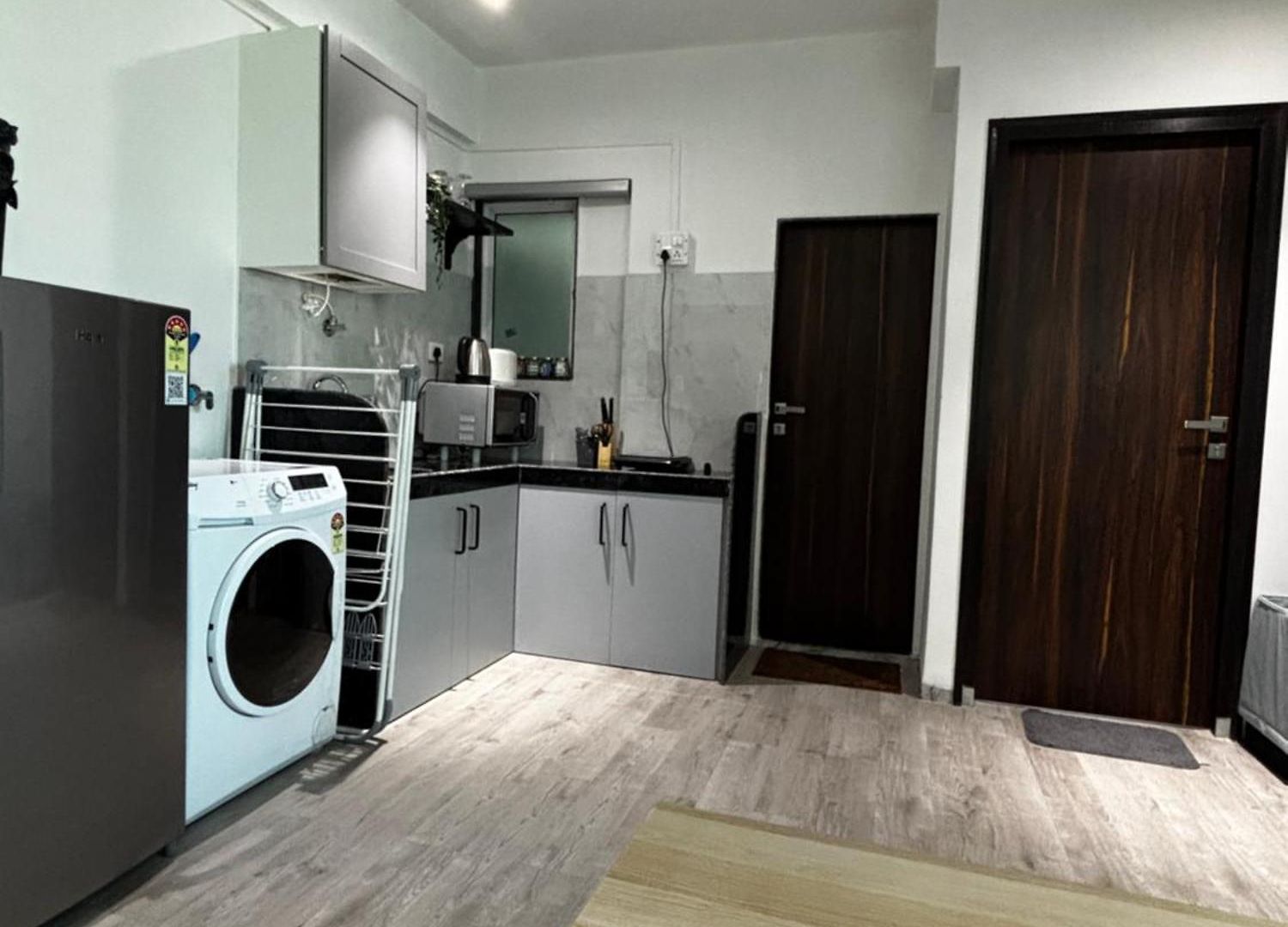 Eden 1bhk In Bandra W By Squareone Apartment *