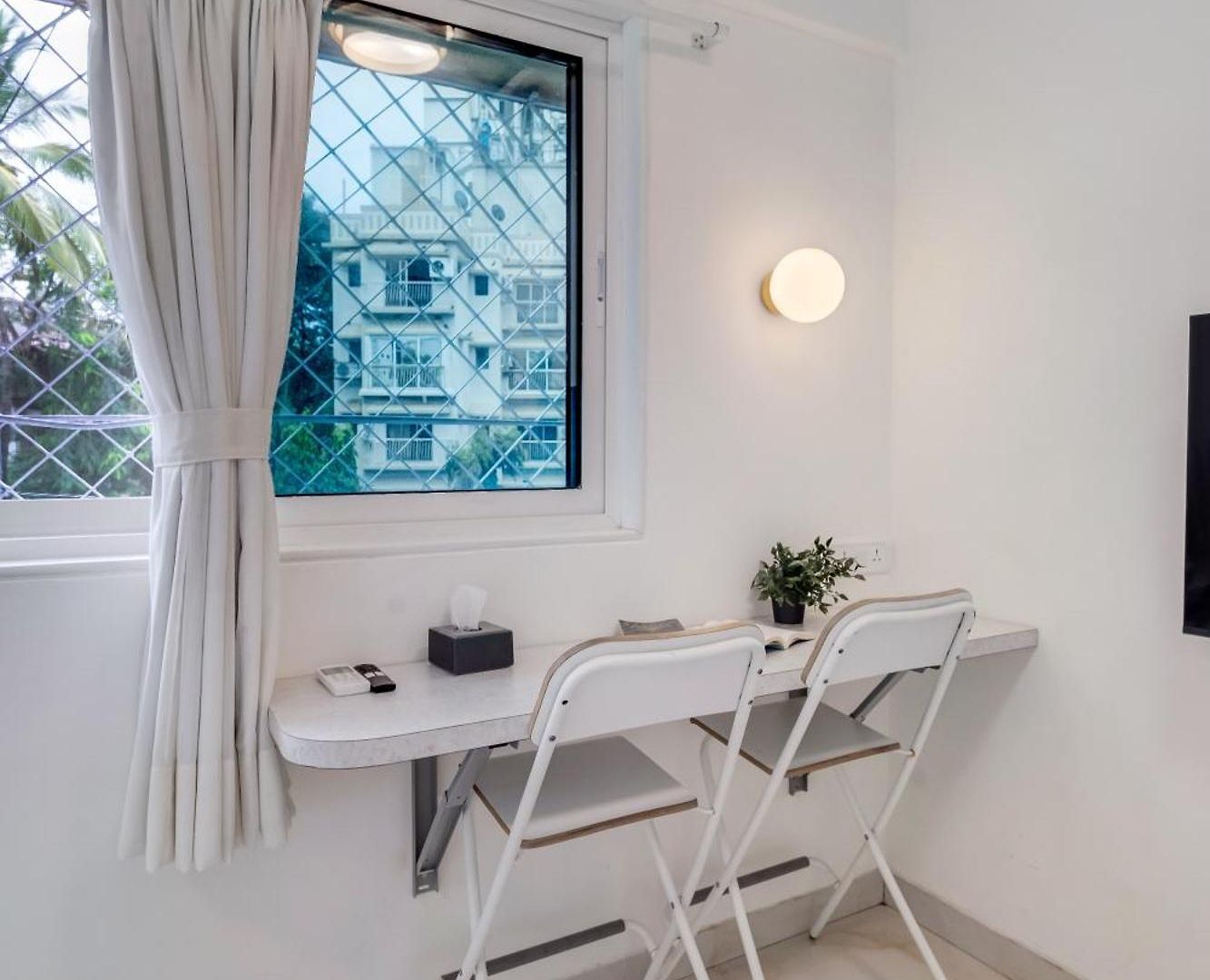 Lyon In Bandra W By Square One Apartment