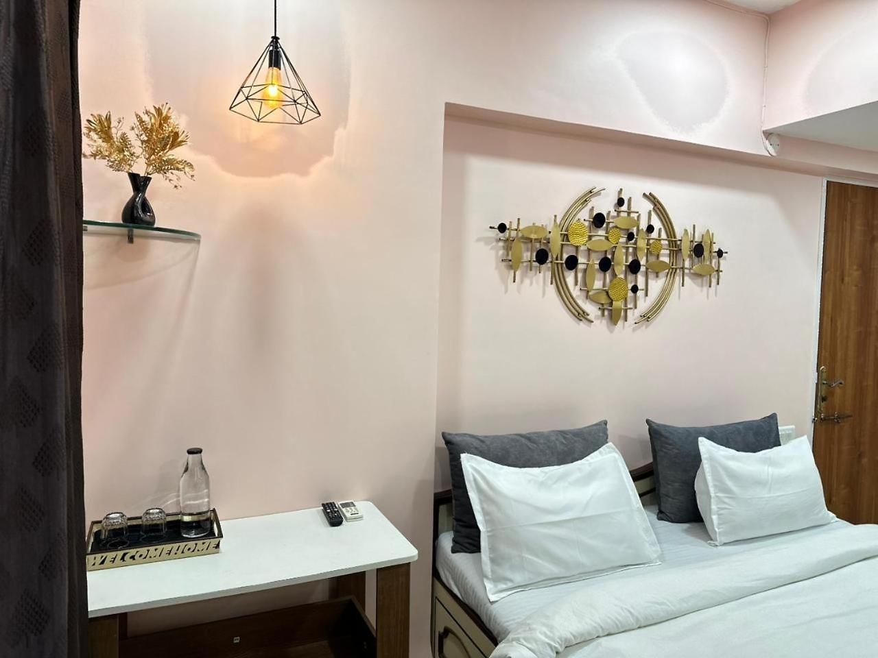 Stayluxe & Near Bkc, Chembur