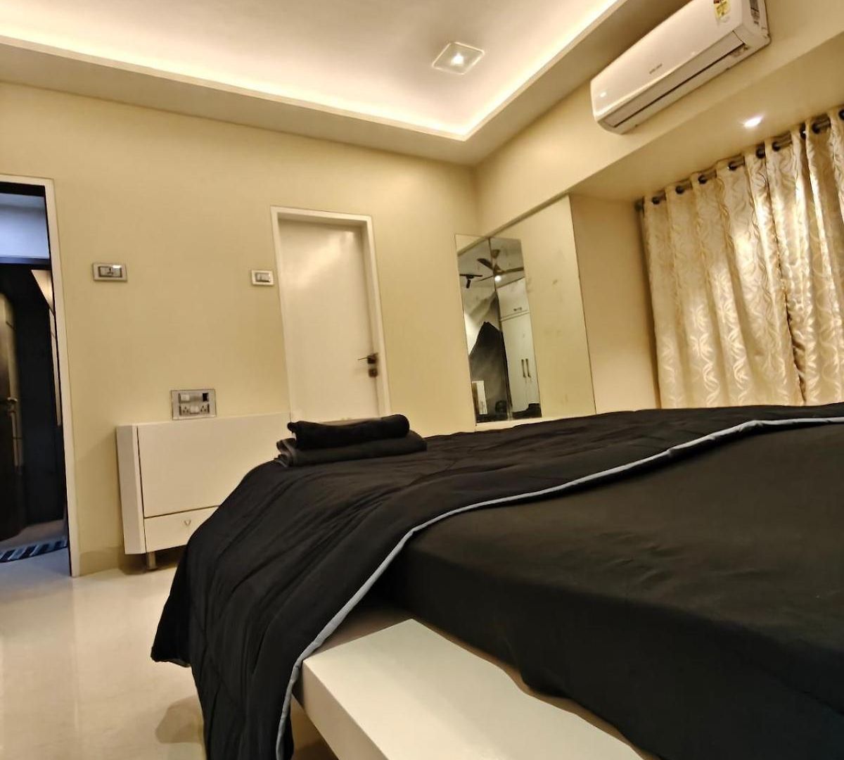 Apartment The Royal Abode *