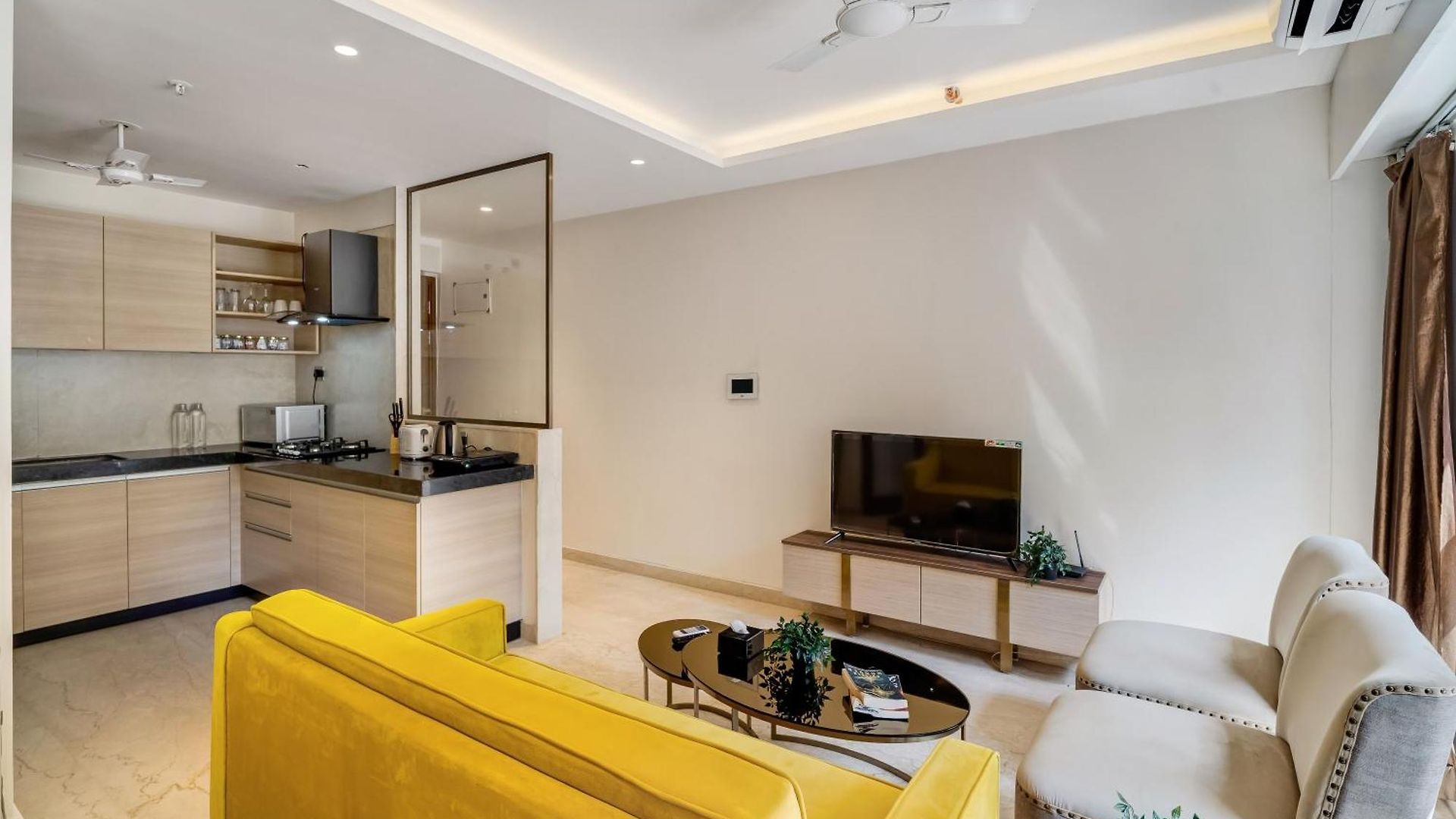Capri Modern In Secure Bkc Complex W Wi-fi *