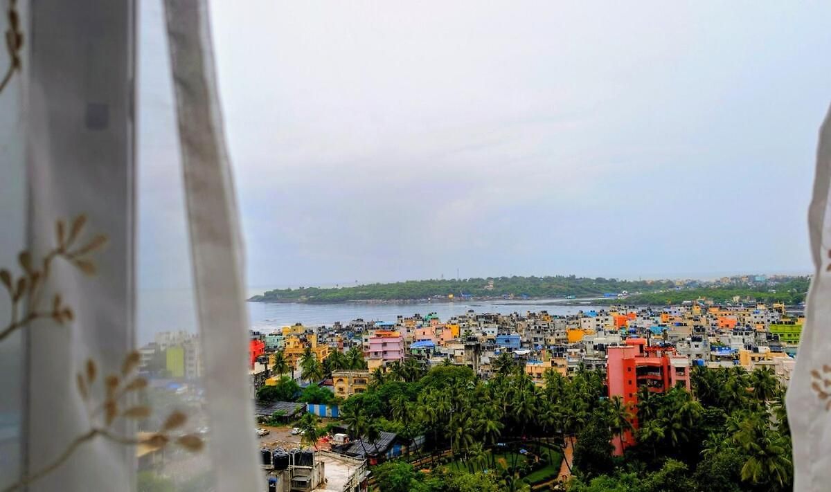Luxury Mahal Majesty L Urban Escape L Ocean View Apartment *