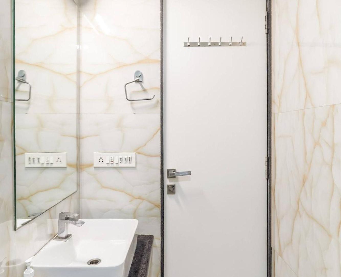 Apartment Athena Elegant 2bhk In Khar Gated Connected Mumbai