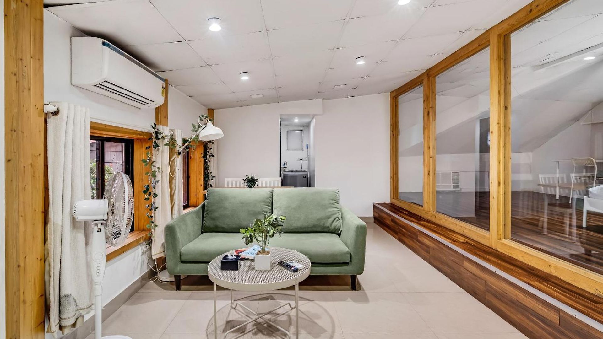 Glass House 1bhk In Khar W By Square One Apartment *