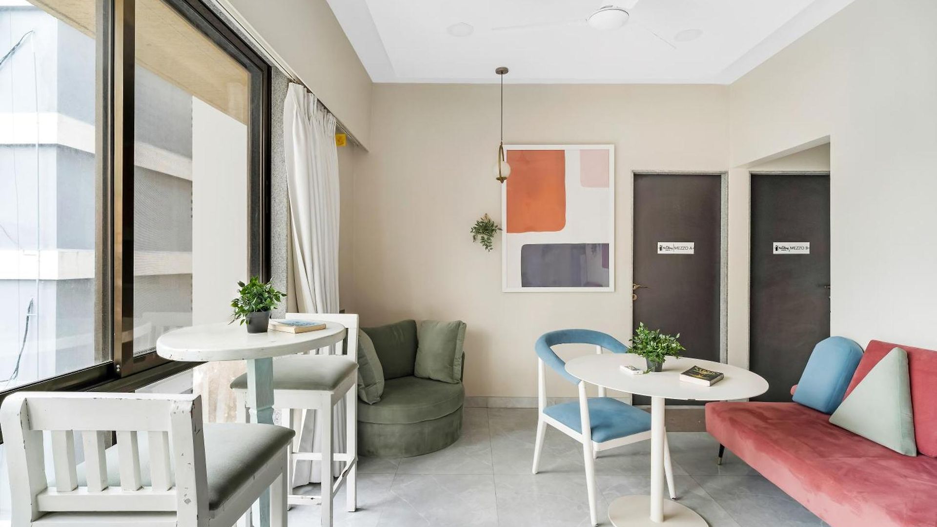Apartment Mezzo Pvt 3bhk In Bandra By Square One *