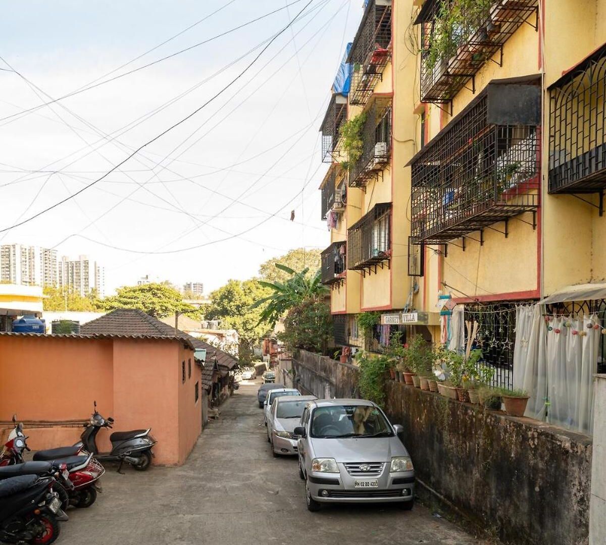 Amber 1bhk In Khar W By Square One