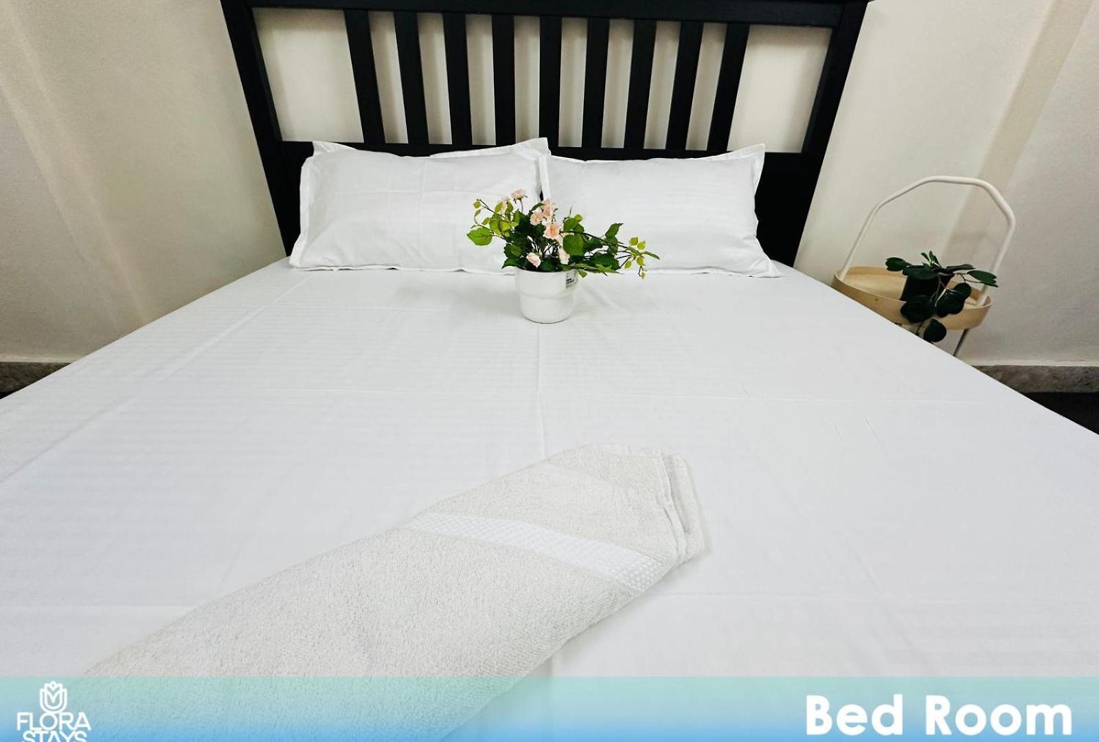 1 Bedroom Service In Shivaji Park By Florastays *