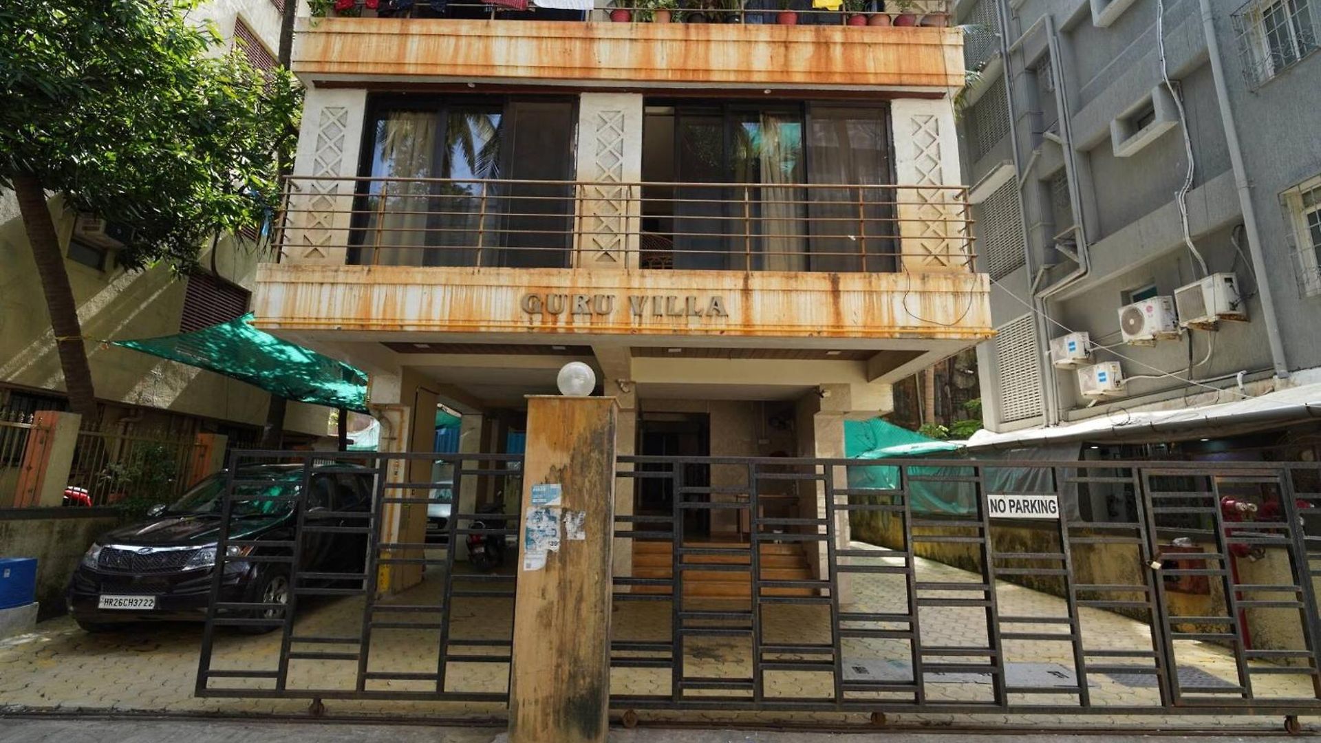 Athena Elegant 2bhk In Khar Gated Connected Apartment Mumbai