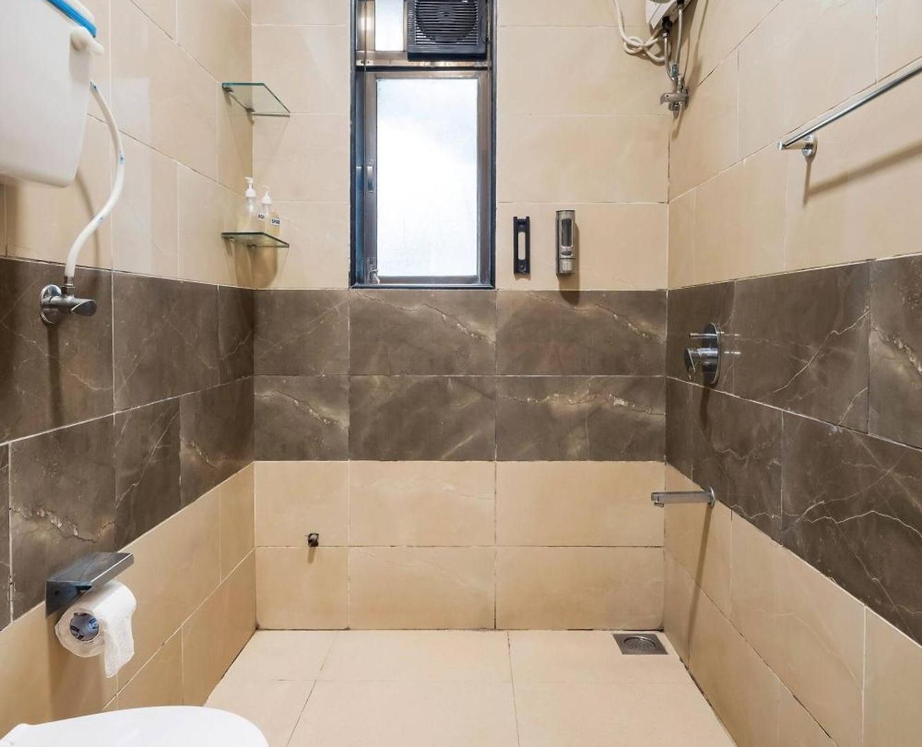 Earthy: Large 1 Bhk In Gated Society *