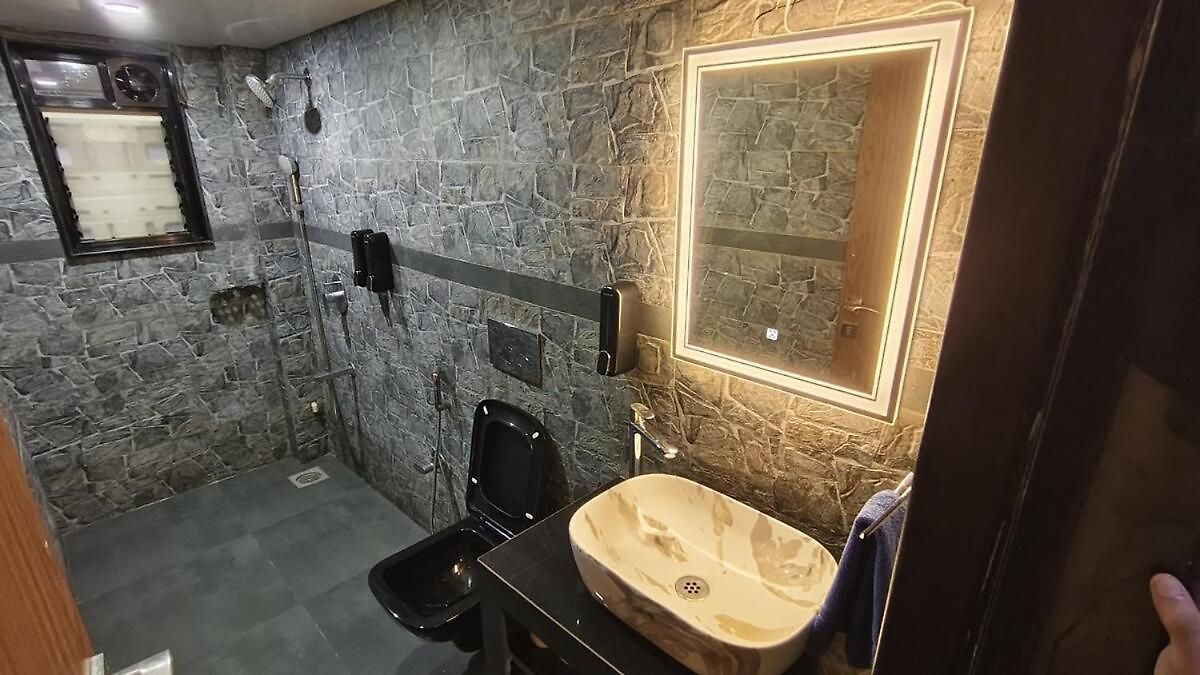 Apartment Bachis Nest Stylish 3bh Heritage Vibe