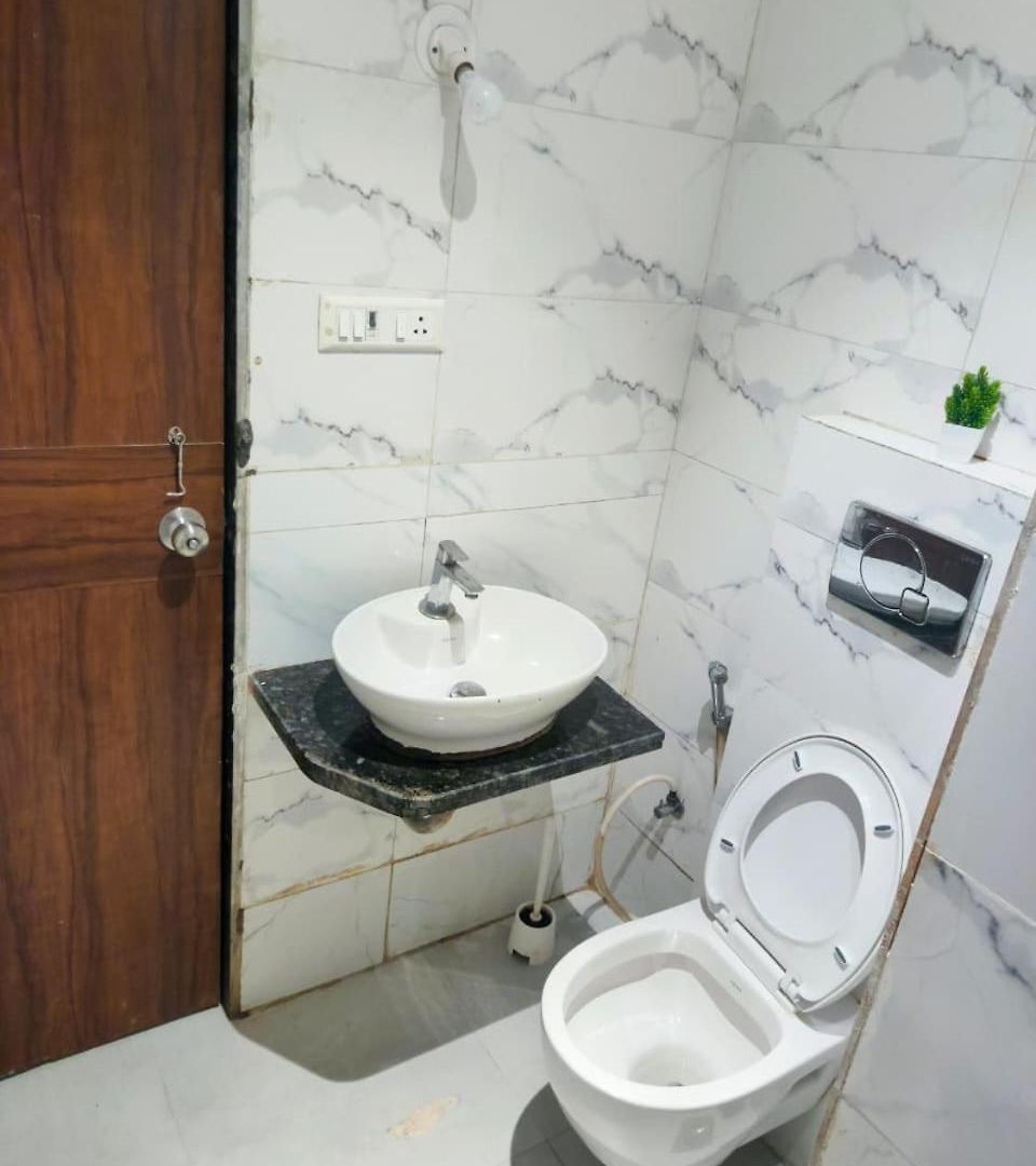 Apartment Iss 506 Private With Balcony Andheri West Mumbai