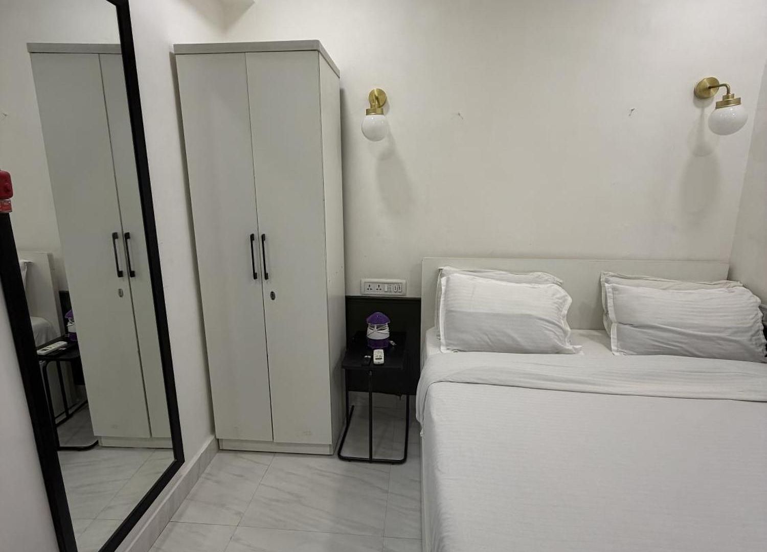 Calisto 2bhk Khar W *