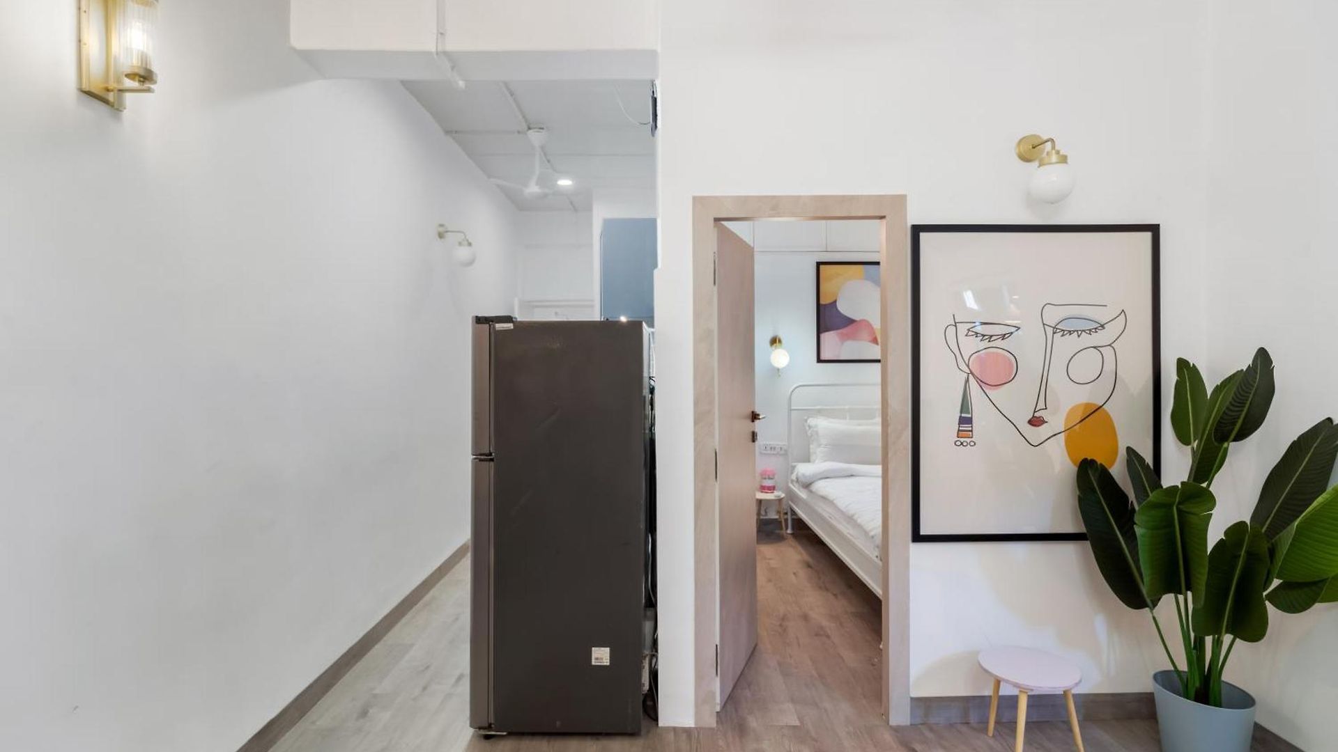 Vera 1bhk In Khar W By Square One