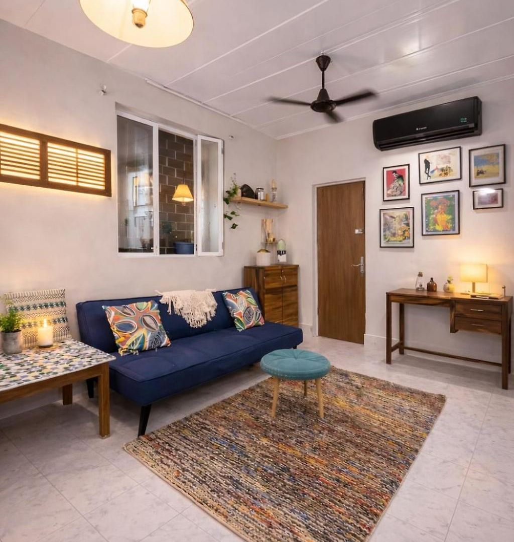 The Henrys House 1bhk Chapel Road *