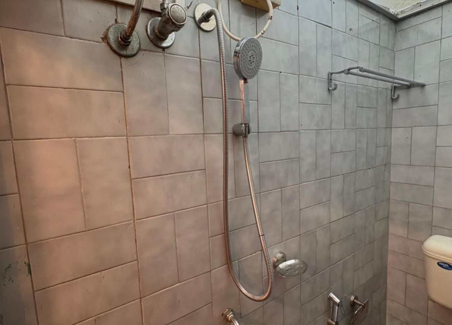 Still Space Serene Cozy Nest In Pali Hill Bandra Apartment *