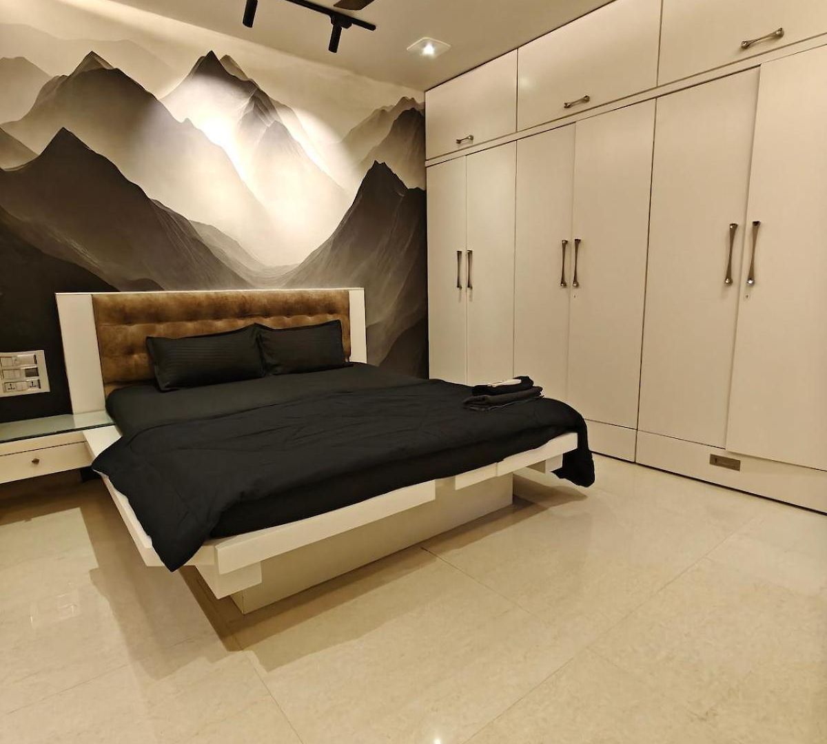 The Royal Abode