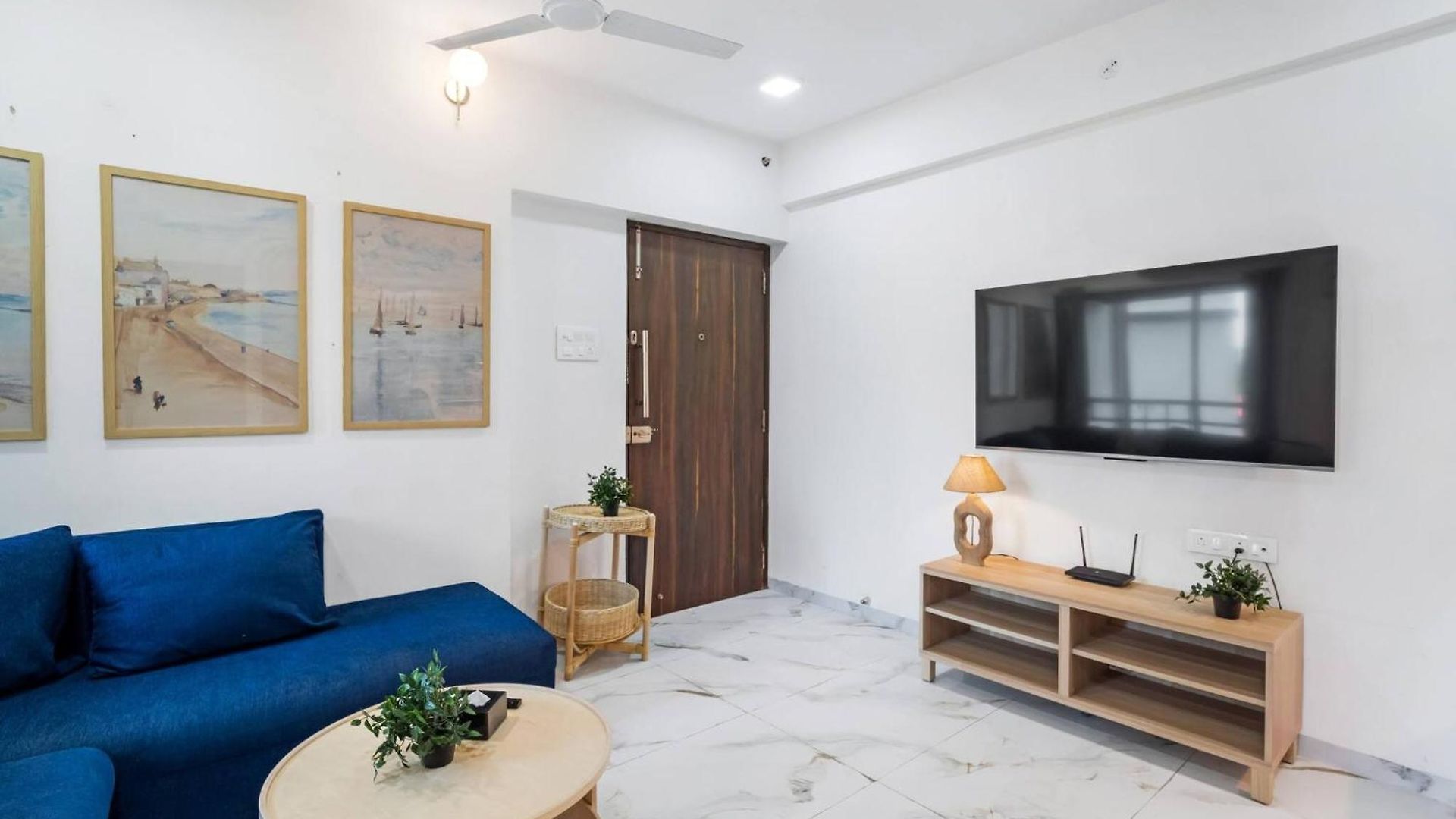 Apartment Luna: Chic Secure 1 Bhk In The Heart Of Bandra W Mumbai