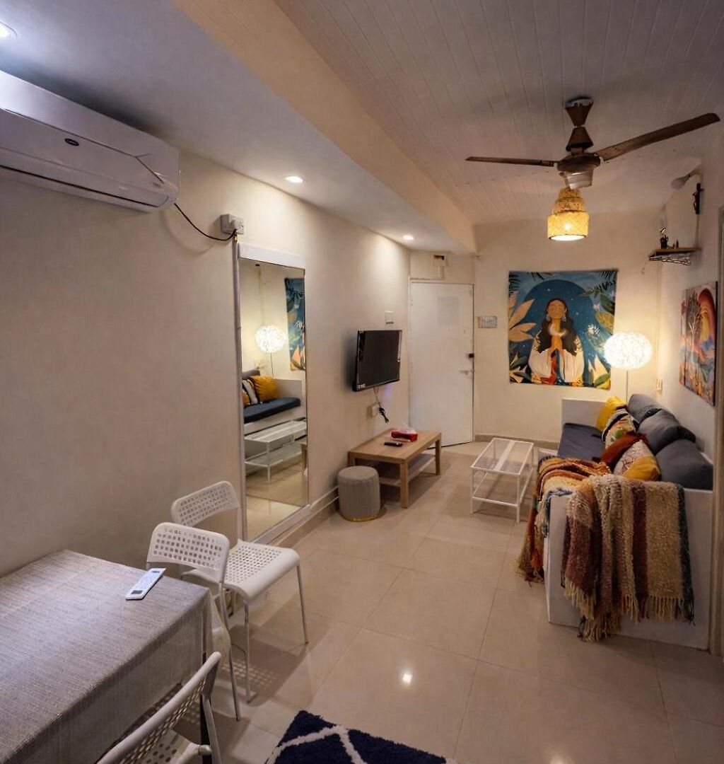 Pali Center, Bandra Calm Inside, Outside Mumbai