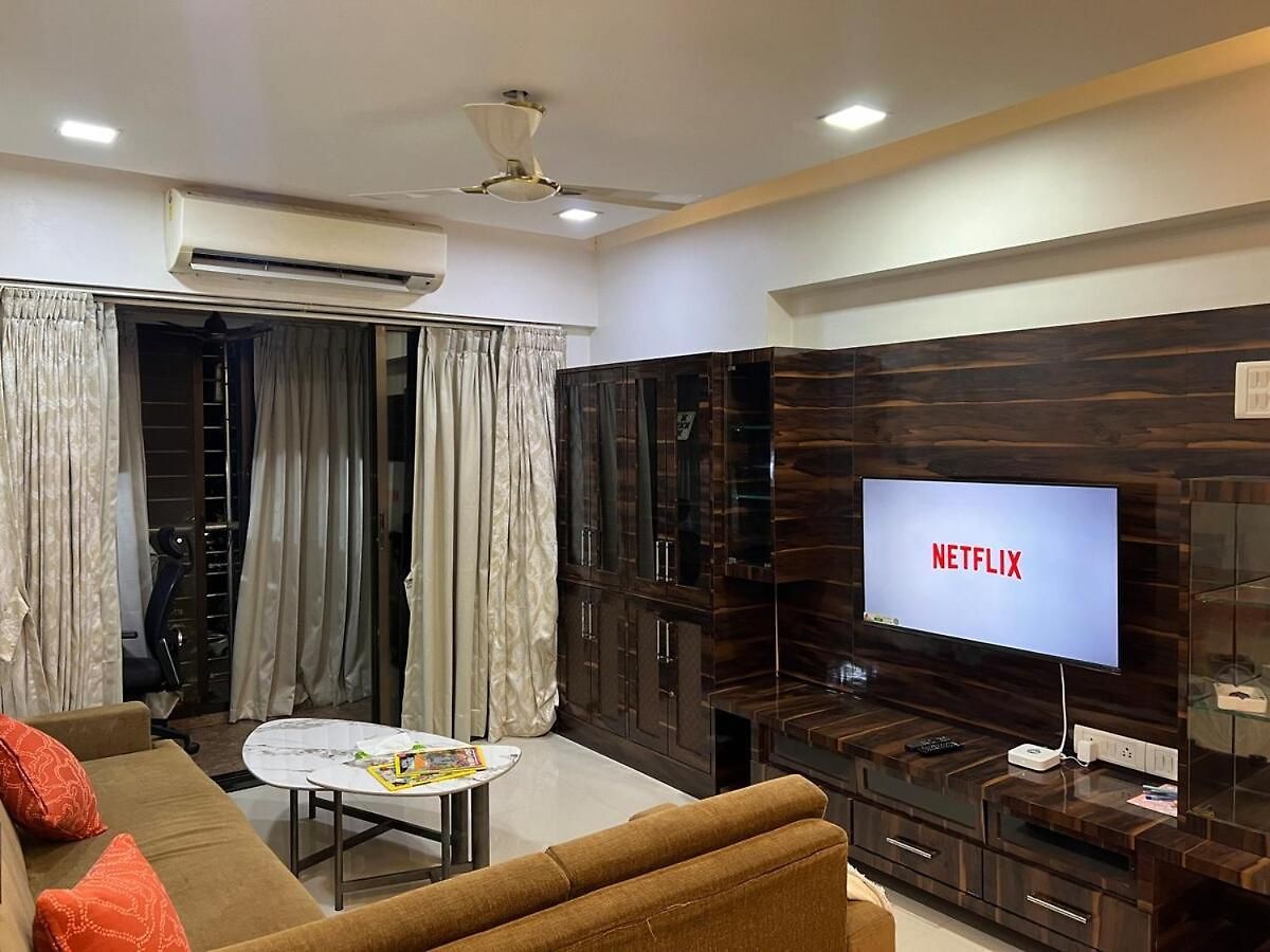 Apartment Luxury 2bhk , 5 Min To Bkc , Fast Wifi *