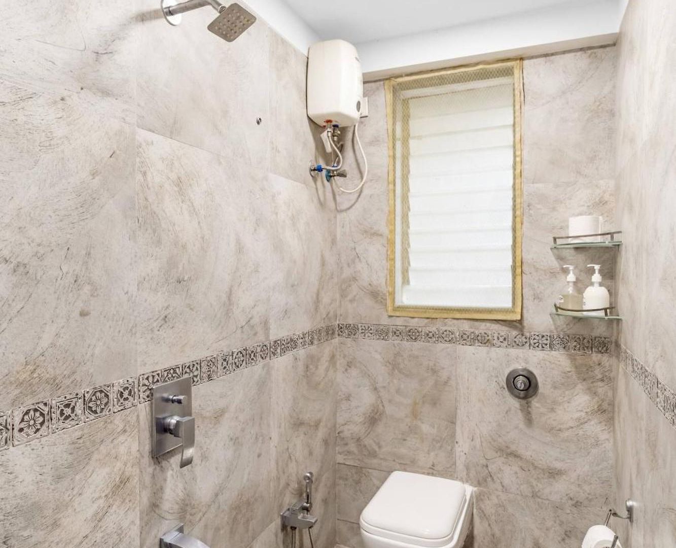Athena Elegant 2bhk In Khar Gated Connected *