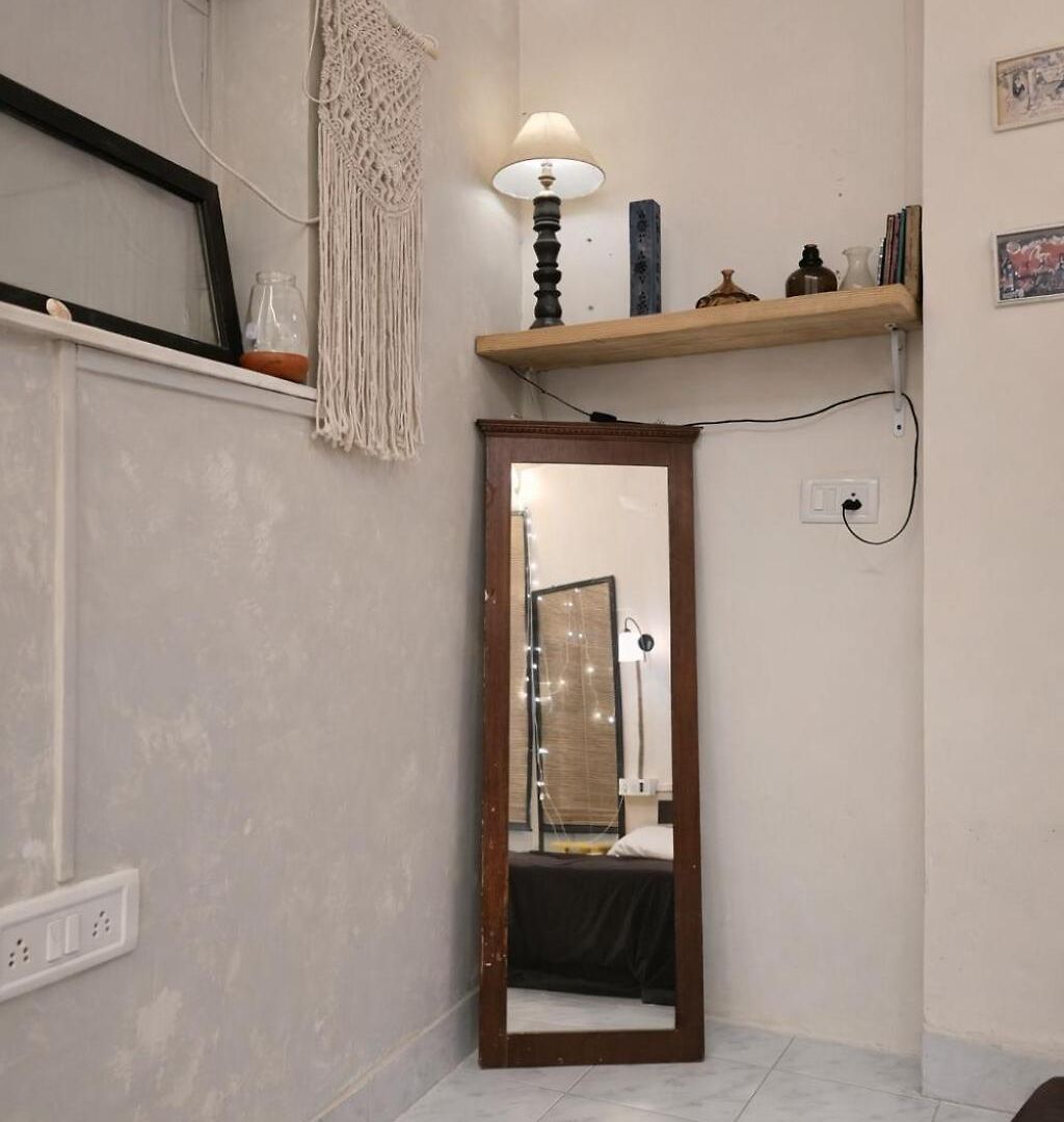 The Henrys House 1bhk Chapel Road Mumbai